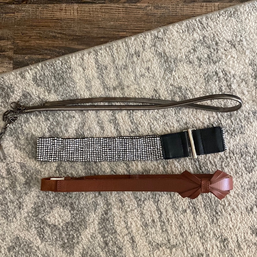 Fashion // accent belts